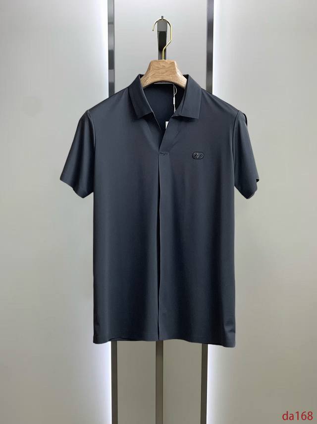 A must-have item for high-end business white-collar workers from Salvatore Ferra