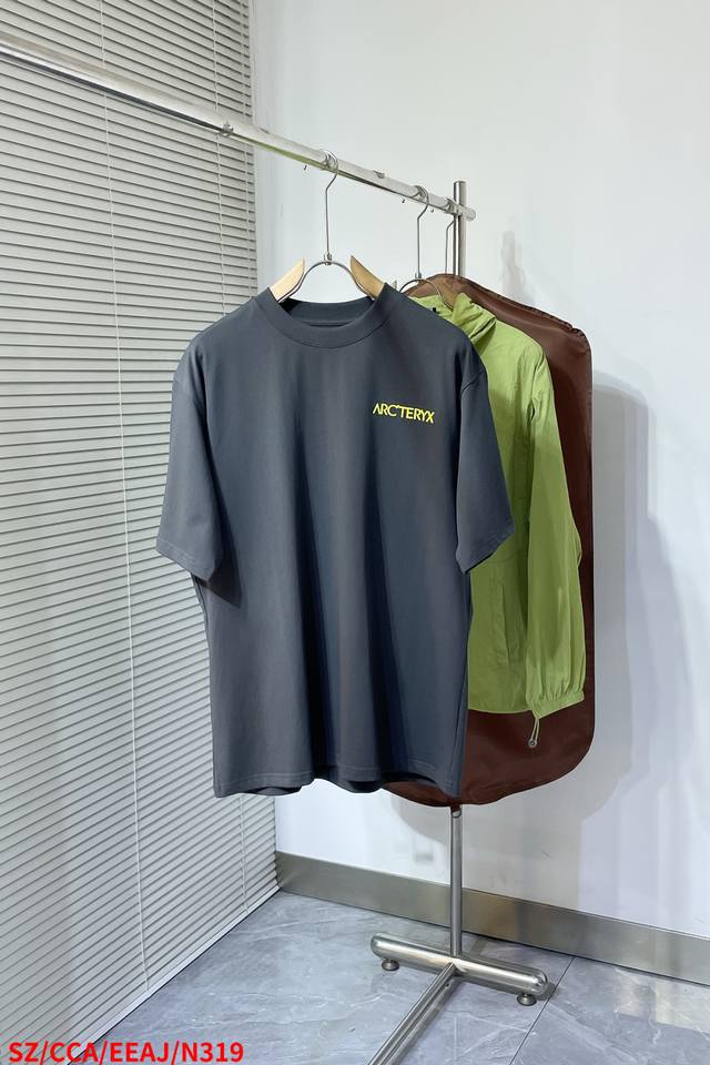 N319 Szayc yellow bird logo on the chest 240g heavyweight small drop shoulder 10