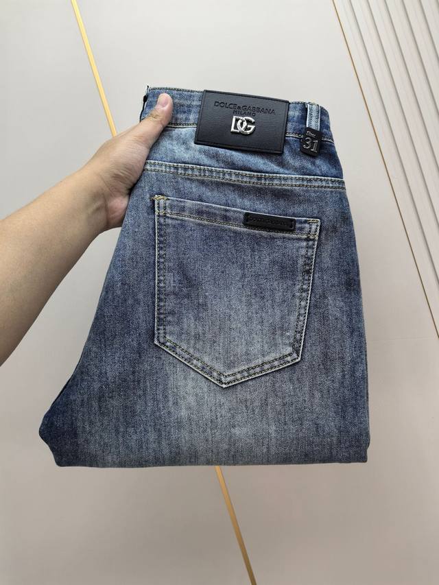Dg. The latest men's jeans for spring and summer 2025! Heavy-duty washed denim f