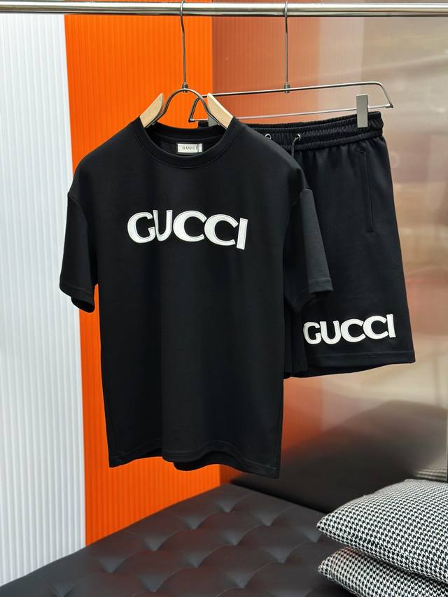 Gucc 25 spring and summer latest short-sleeved suit, heavy craft embroidery lett