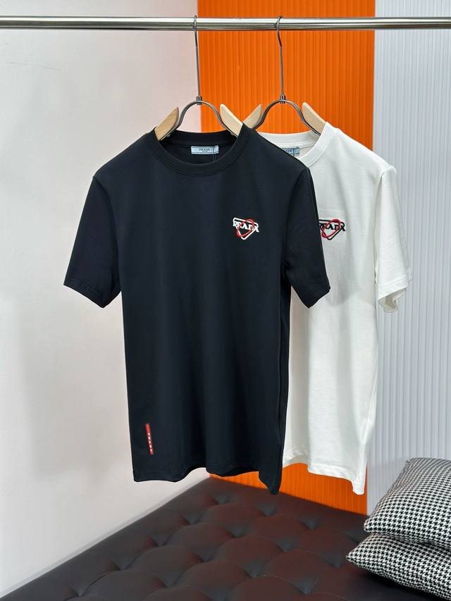 Prada 2025Ss spring and summer latest round neck fashion short-sleeved T-shirt,