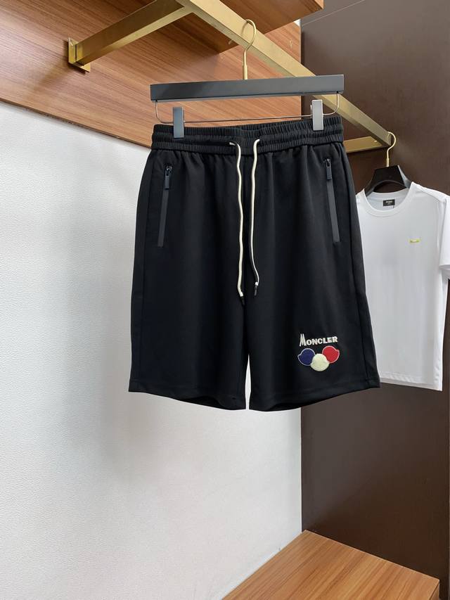 Moncler 2025 Spring and Summer new style, the latest casual shorts. The original