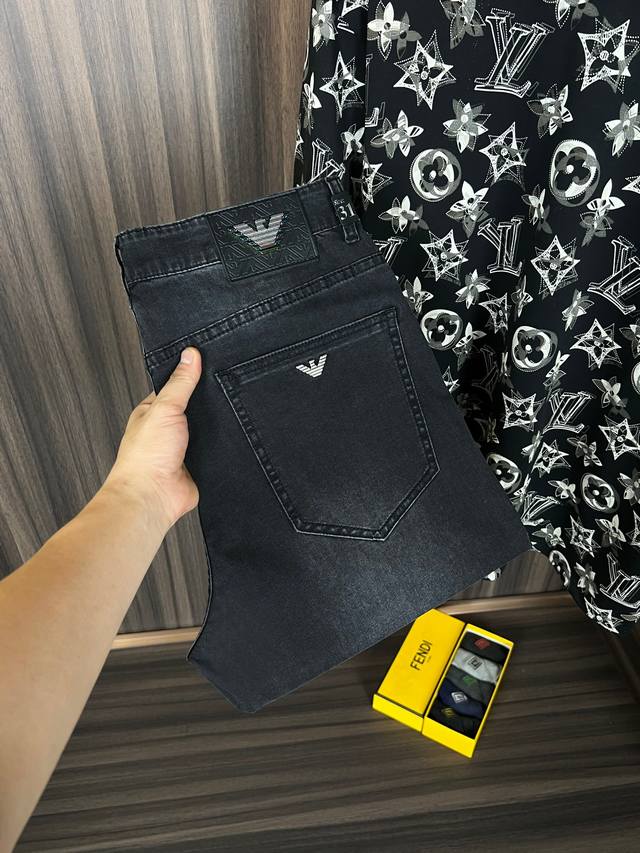Armani new models are coming 2630 New Year's hot new products are available at t