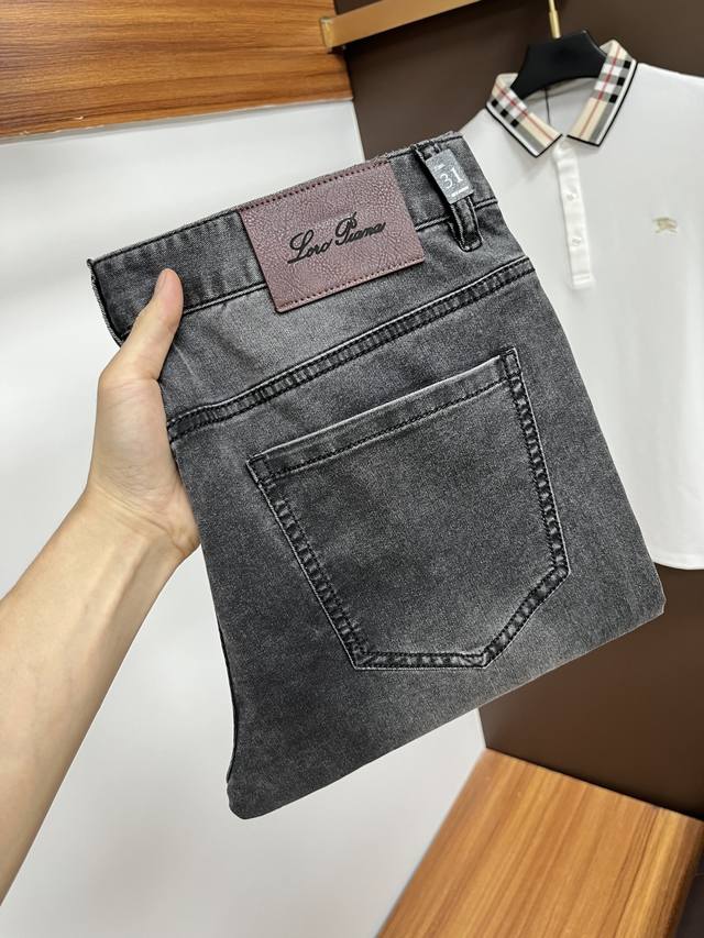 Noya 2025Ss Snake Summer New Year Jeans. Original 1:1 production, perfect choice