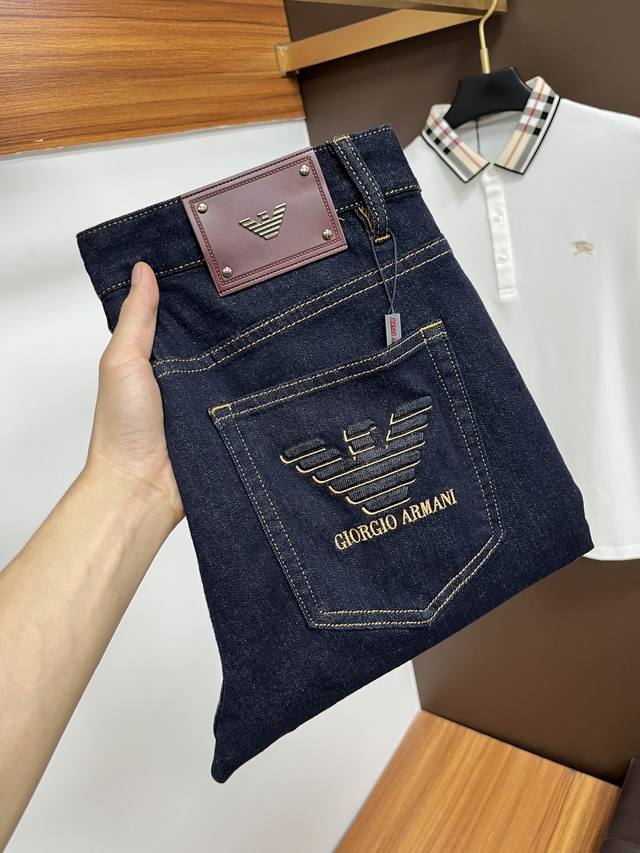 Armani 2025Ss Snake Summer New Year Jeans. Original 1:1 production, perfect choi