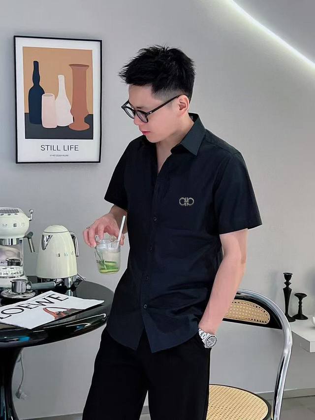 Salvatore Ferragamo 2025 Spring and Summer new men's casual short-sleeved shirts
