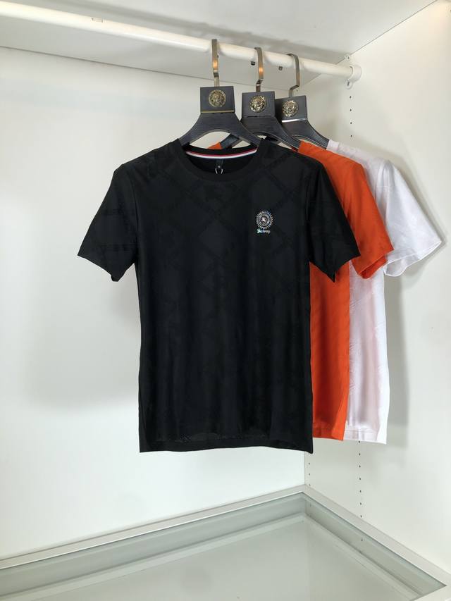 Burberry 2025 early spring new models are launched at the counter. The latest mo