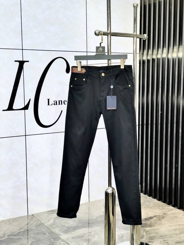 Lv. Available at official website and counters simultaneously, 2025Ss spring and
