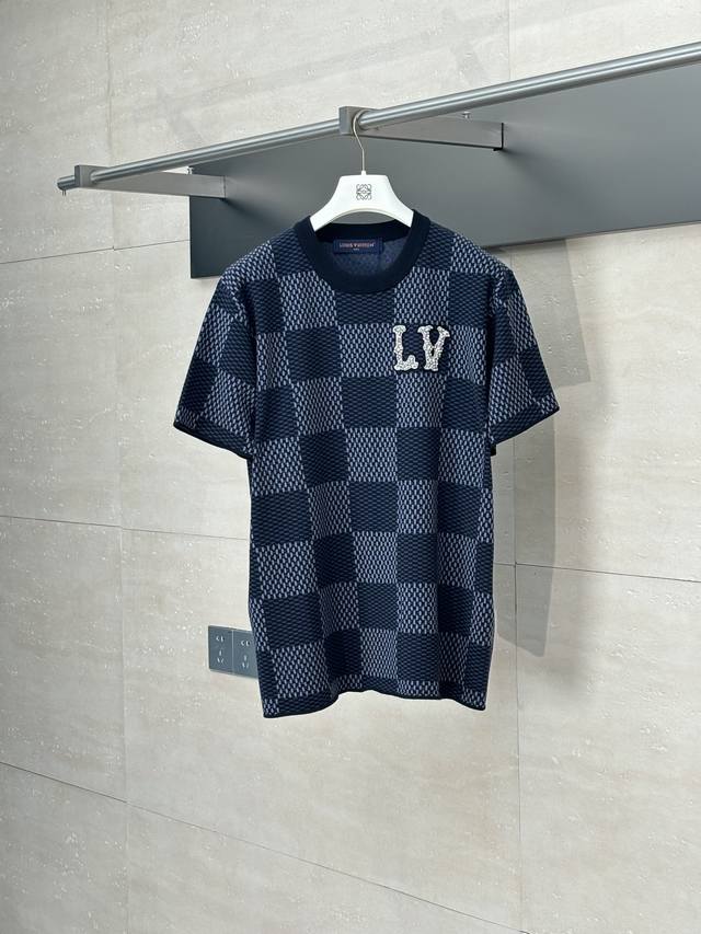 Lv* Louis 25 new Pharrell co-branded plaid rhinestone knitted short-sleeved T-sh