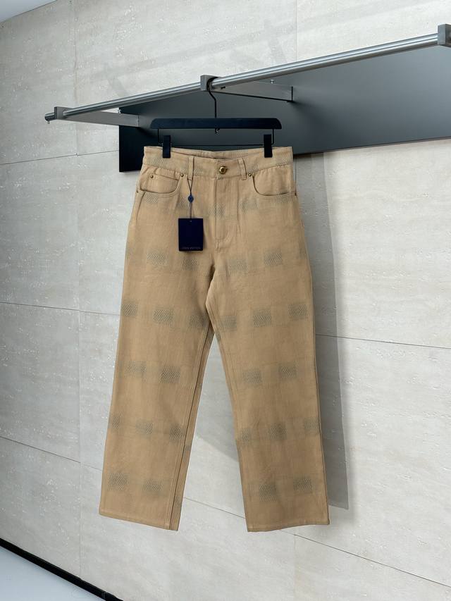 Lv* Louis 25Fw Pharrell co-branded jacquard checkerboard trousers The fabric use