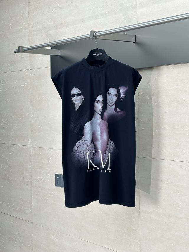 Balenciaga* Paris 25Ss Kimi Art Distressed Sleeveless T-shirt The front is print