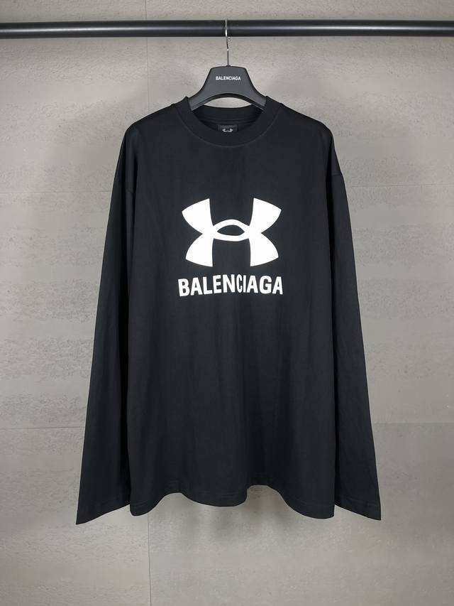 Real photos of the top version. Official quality Balenci*Ga Paris co-branded Und