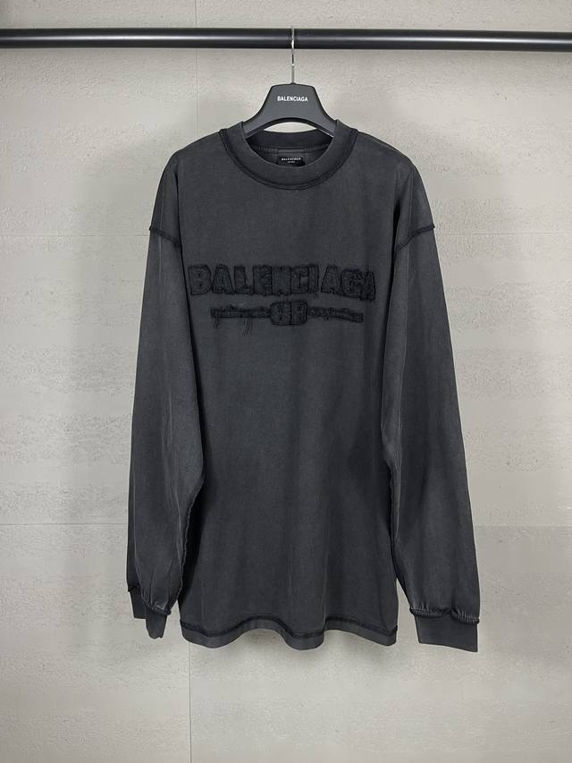 Real photos of the top version. Official quality Balenci*Ga Paris #2025 new lett