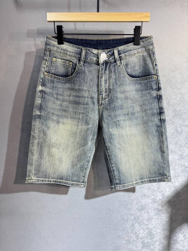 Lv Louis Vuitton's latest spring and summer jeans. No pressure to enter the stor