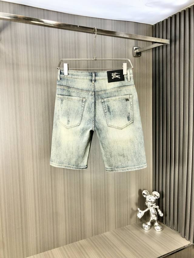 Burberry Burberry Shorts 2025 Spring and Summer latest men's jeans! Heavy washed