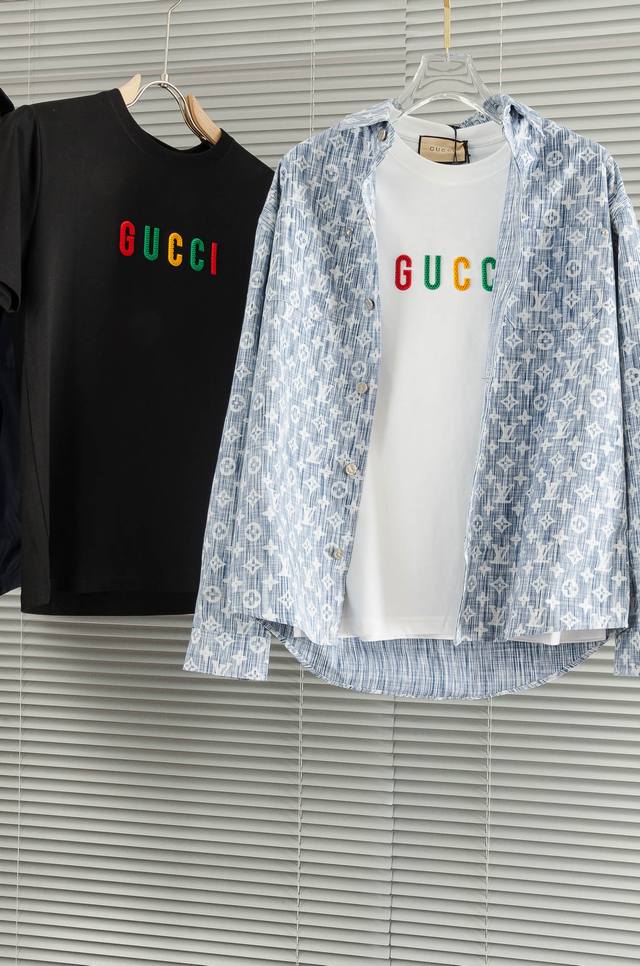 New# Gucc*. .Gucci 2025Ss spring and summer silicone letter logo is exquisitely
