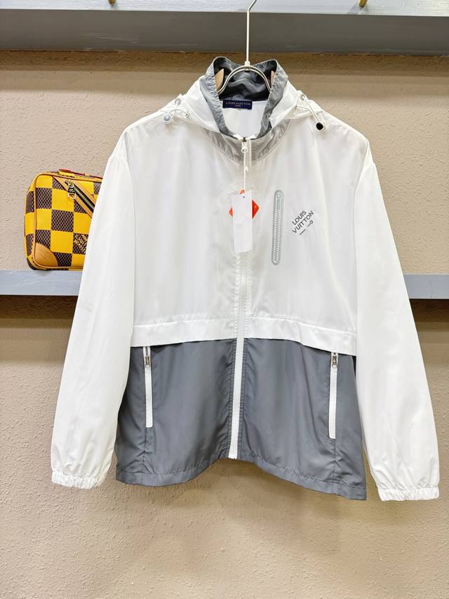 Lv Louis Vuitton 2025 spring and summer classic sun protection jacket, super sof