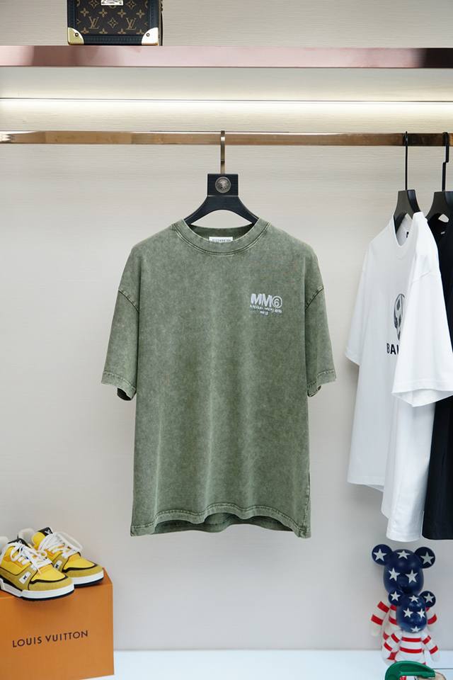Margiela High-end ready-to-wear, the favorite style of mature and young men, the