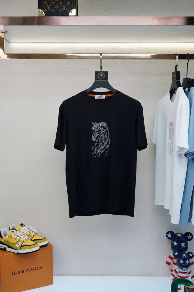 Spring and Summer Series New Product Hermes, men's fashionable casual short-slee
