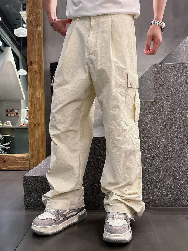 Burberry men's casual pants Top-quality fabric casual pants, the latest model ha