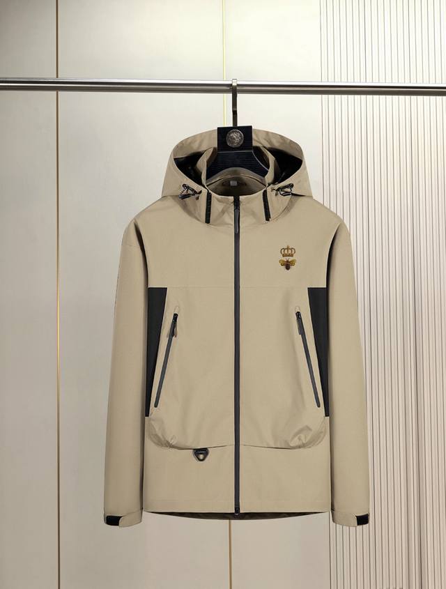 Dolce & Gabbana. 25 Spring and Summer new original men's windbreaker jackets and