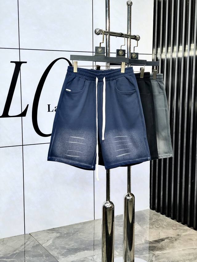 Balenciaga. 25 Spring/Summer new elastic shorts, custom-made fabrics are breatha
