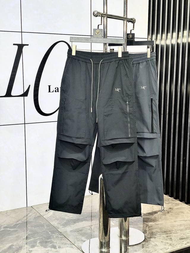 Arc'teryx. 2025 Spring and Summer new casual overalls, fashionable and casual, w