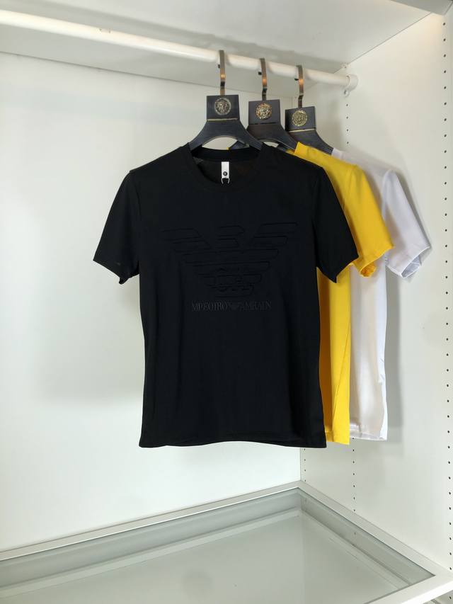 Armani 2025 early spring new models are launched in the counter. The latest mode