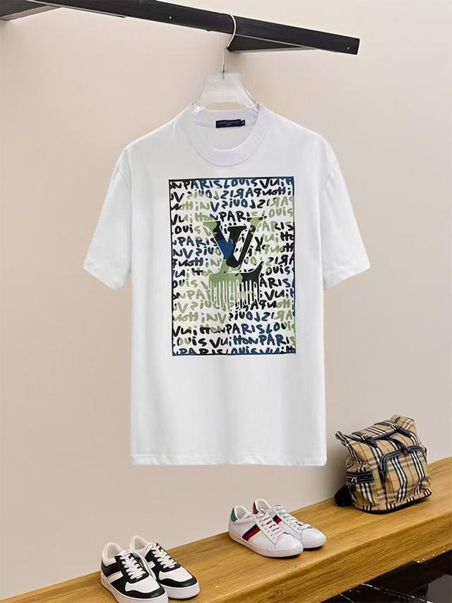 Lv Louis Vuitton, 25Ss high version chest sticker printed logo round neck short