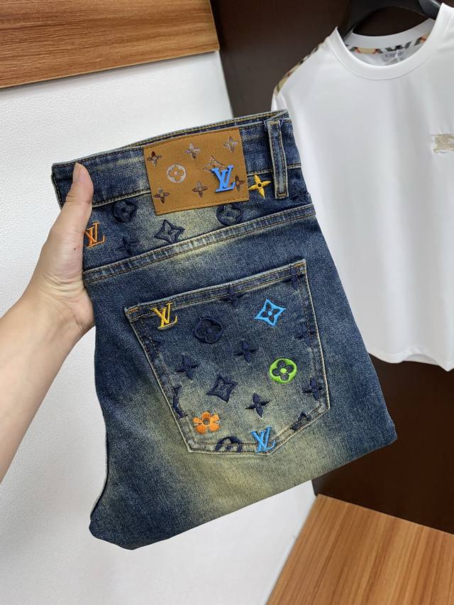 1V Louis Vuitton 25 autumn and winter new men's jeans in stock today, original c