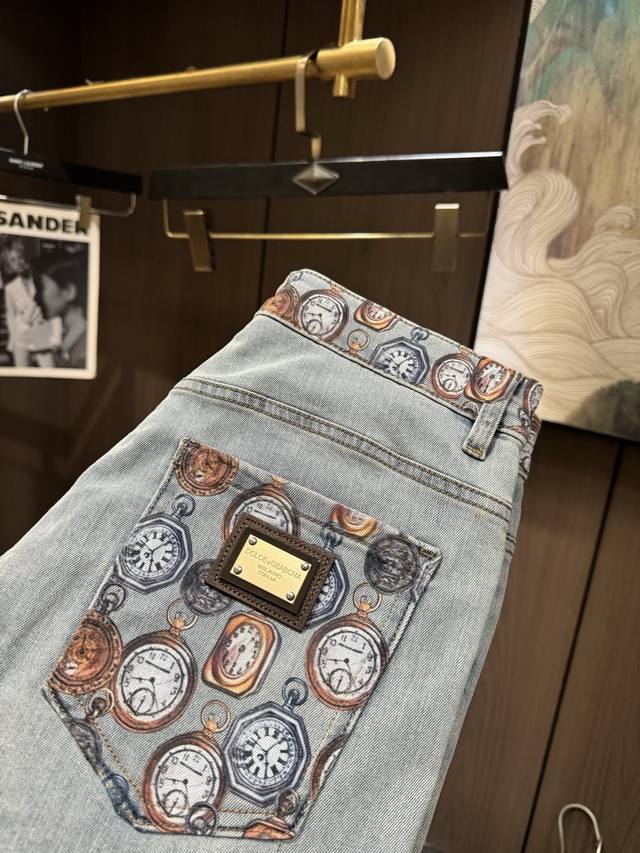 Dg25S Spring and Summer Men's Casual Jeans....... Made of cotton denim fabric, s