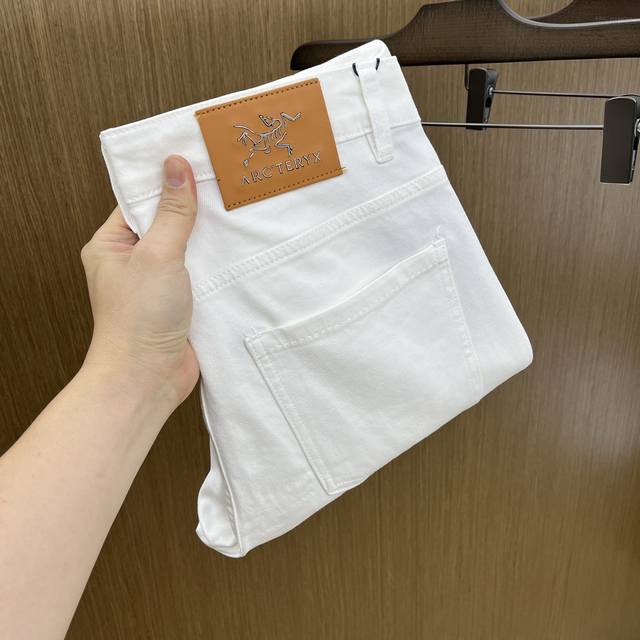 Adjusted Arc High-end Customized 25Ss Spring and Summer New Men's Small Straight