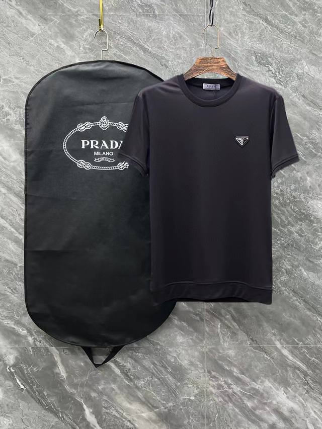 Prada# 25 Spring and Summer Top Counter Synchronized Short Sleeve T-shirt 3 Labe