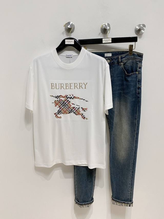 High version Burberry 2025 new classic round neck short sleeves, fashionable and