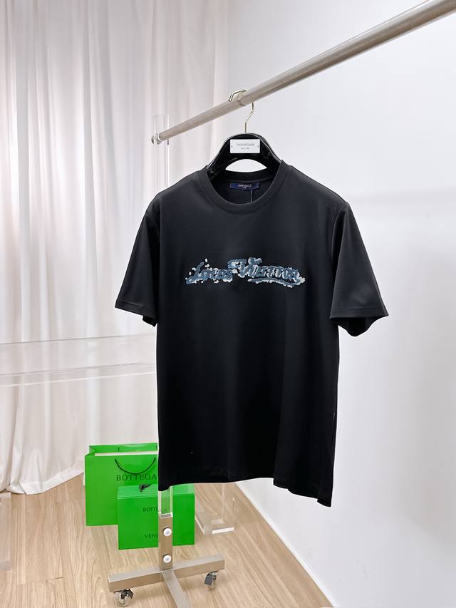 Louis Vuitton Lv 2025 new original men's casual bottom short-sleeved T-shirt! Hi