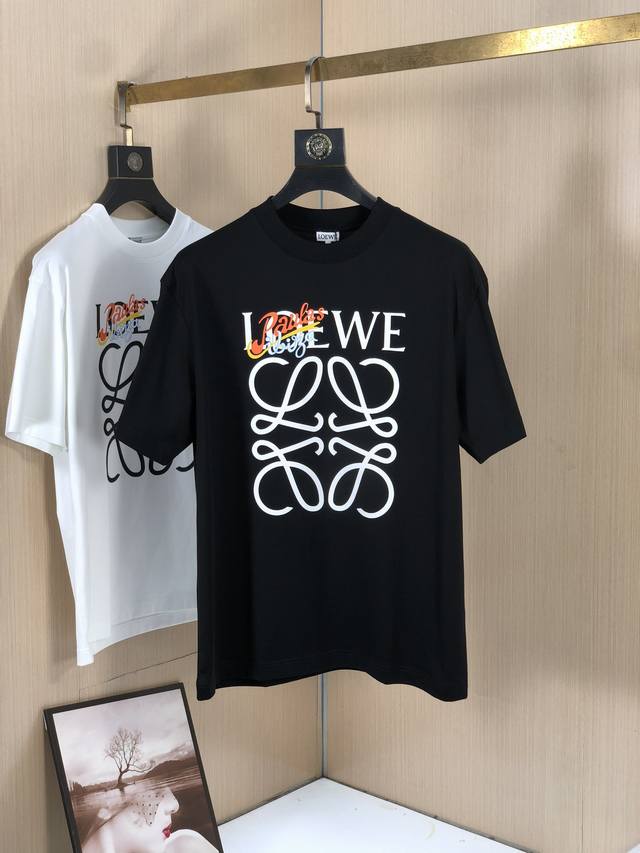Loewe. 2025 Spring and Summer new models, the latest short-sleeved round neck T-