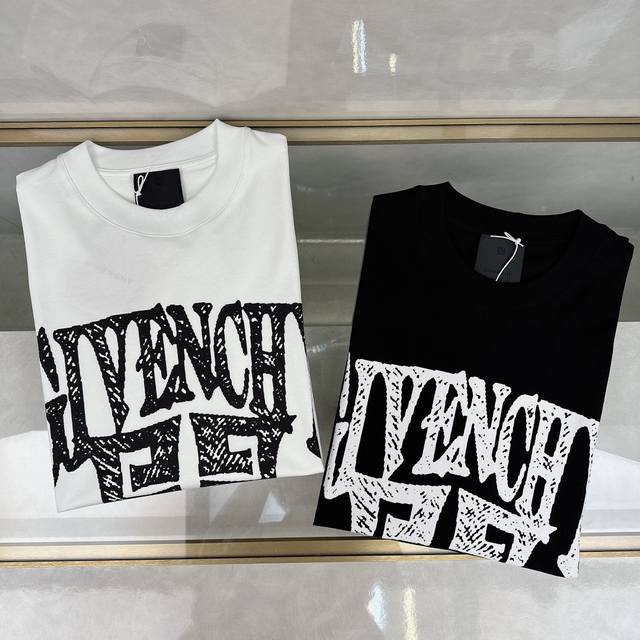 Givenchy's new spring and summer products are launched in the counter. The lates