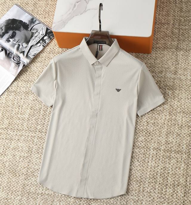 Armani 2025Ss latest counter first release! High-end fashion casual short-sleeve