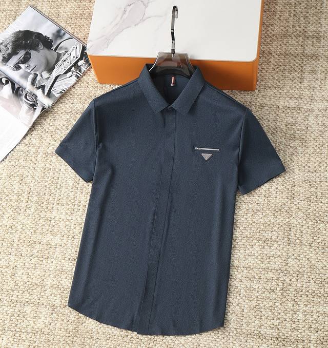 Prada 2025Ss latest counter first release! High-end fashion casual short-sleeved