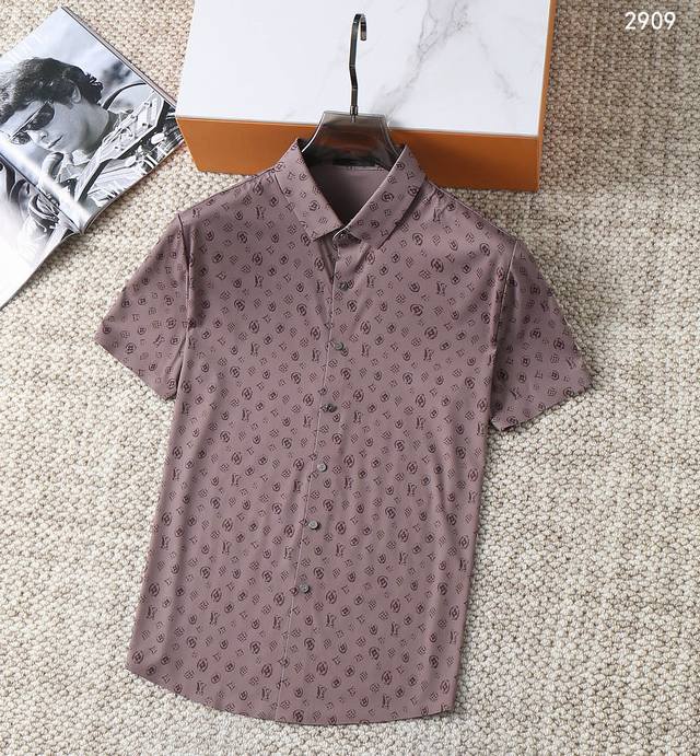 Lv 2025Ss latest counter first release! High-end fashion casual short-sleeved sh