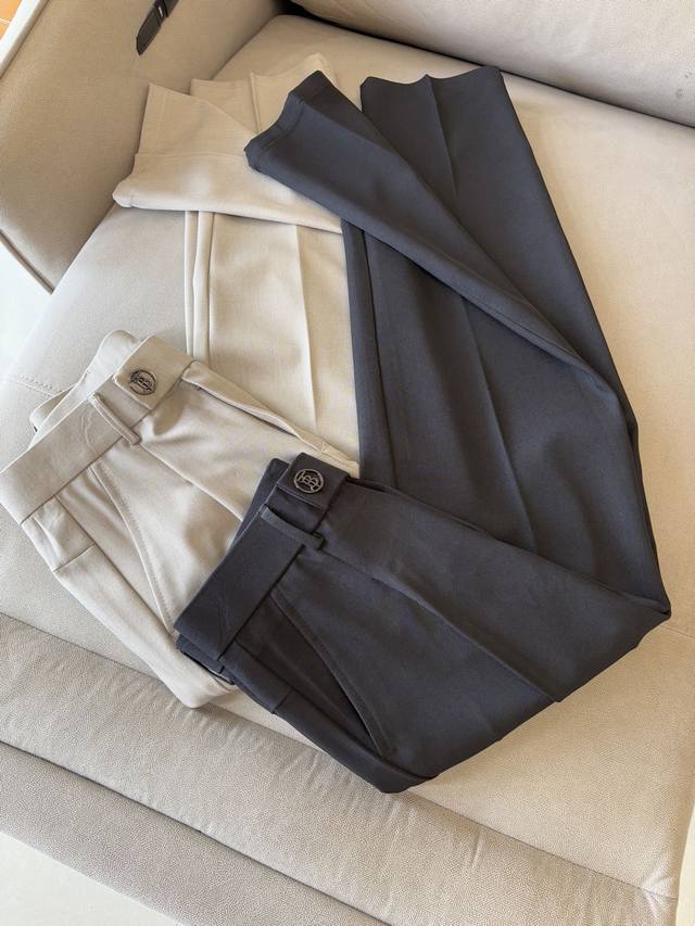 Fabric with a strong old-money feel Double pleat design Naples adjustable waist