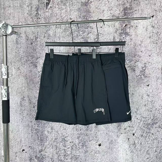 Ootd #7010 Hanging Nike co-branded Stussy woven shorts Original quality Lightwei