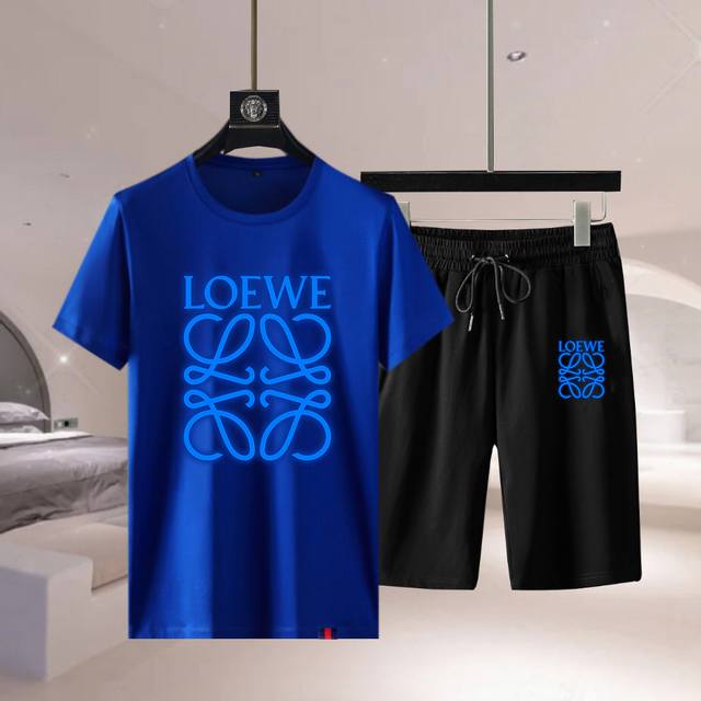 Straight Loewe 2025 official website same style. World-renowned luxury brand. Su