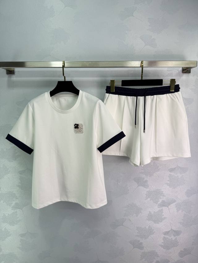 Loew*25 Spring and Summer new set short-sleeved T-shirt + shorts set, chest logo