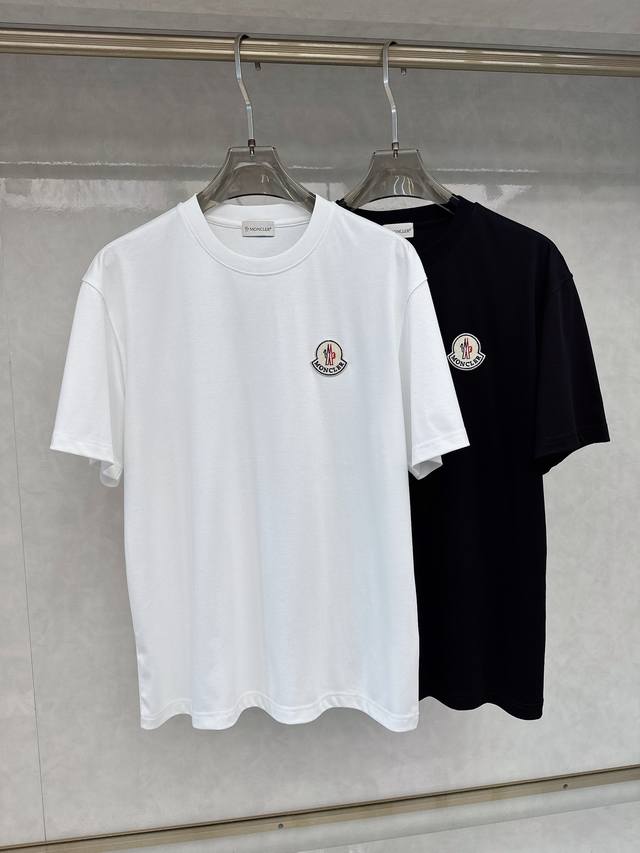 Moncler 2025 Spring and Summer new models are launched in the counter. The lates