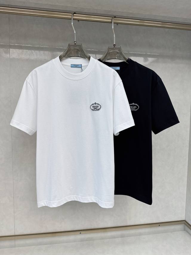 Prada 2025 Spring and Summer New Releases, Latest Short-sleeved Round Neck T-shi