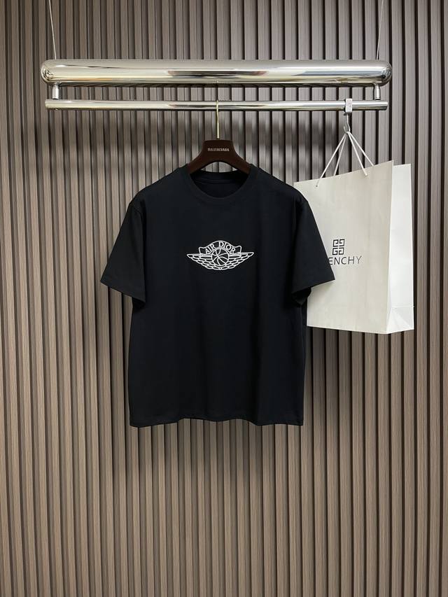 Dior 2025Ss classic letter pattern embroidered short-sleeved T-shirt, made of cu