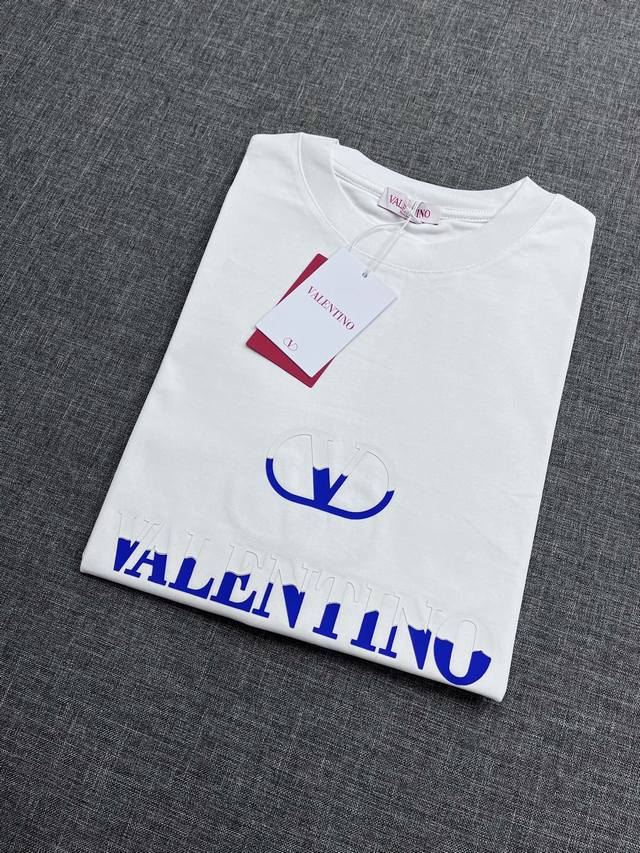 Valentino men's round neck short-sleeved shirt, the best product of the trading