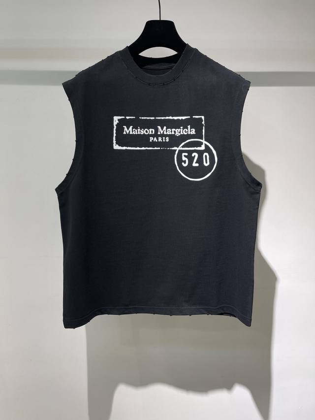 2025 Spring and Summer New Margiela Ripped Waistcoat Vest Xs-Xl Black, White and