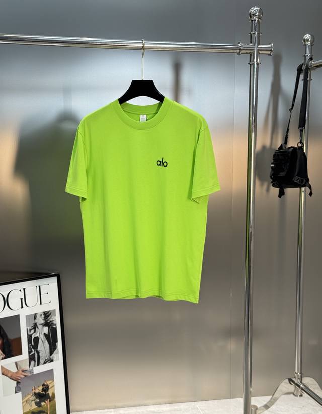 Alo*25S new fashion brand T-shirt. New product for sale in Thailand. Original or